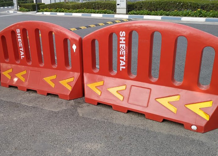 road barricade 250x250.jpg